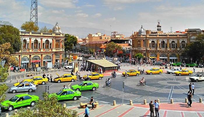 جاذبه های گردشگری تهران,دیدنی های تهران,میدان حسن آباد تهران