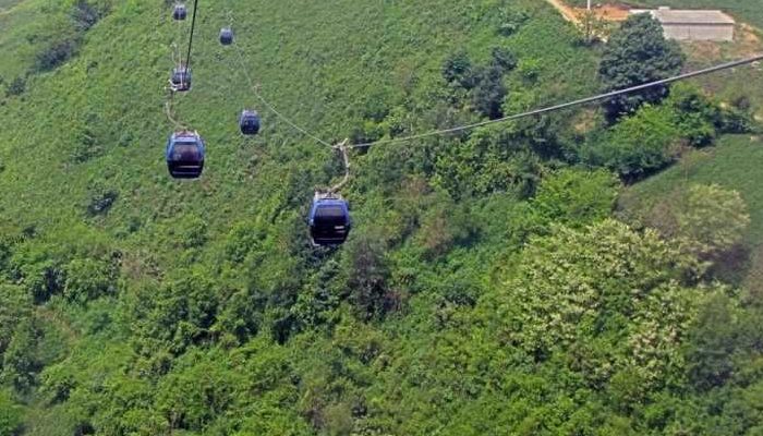 استخر لاهیجان,تله کابین لاهیجان,جاذبه طبیعی لاهیجان