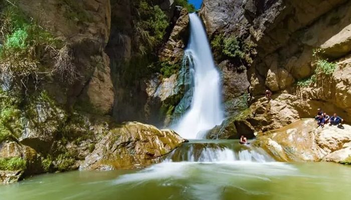 آبشار شلماش,دریاچه ارومیه,دیدنی های آذربایجان غربی