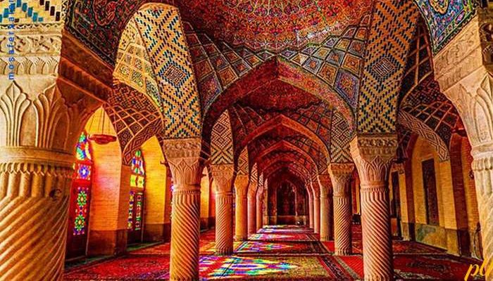 مسجد نصیر الملک جاذبه های تاریخی شیراز,دیدنی های شیراز,مسجد نصیر الملک