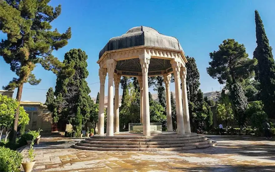 حافظیه؛ آرامگاه حافظ